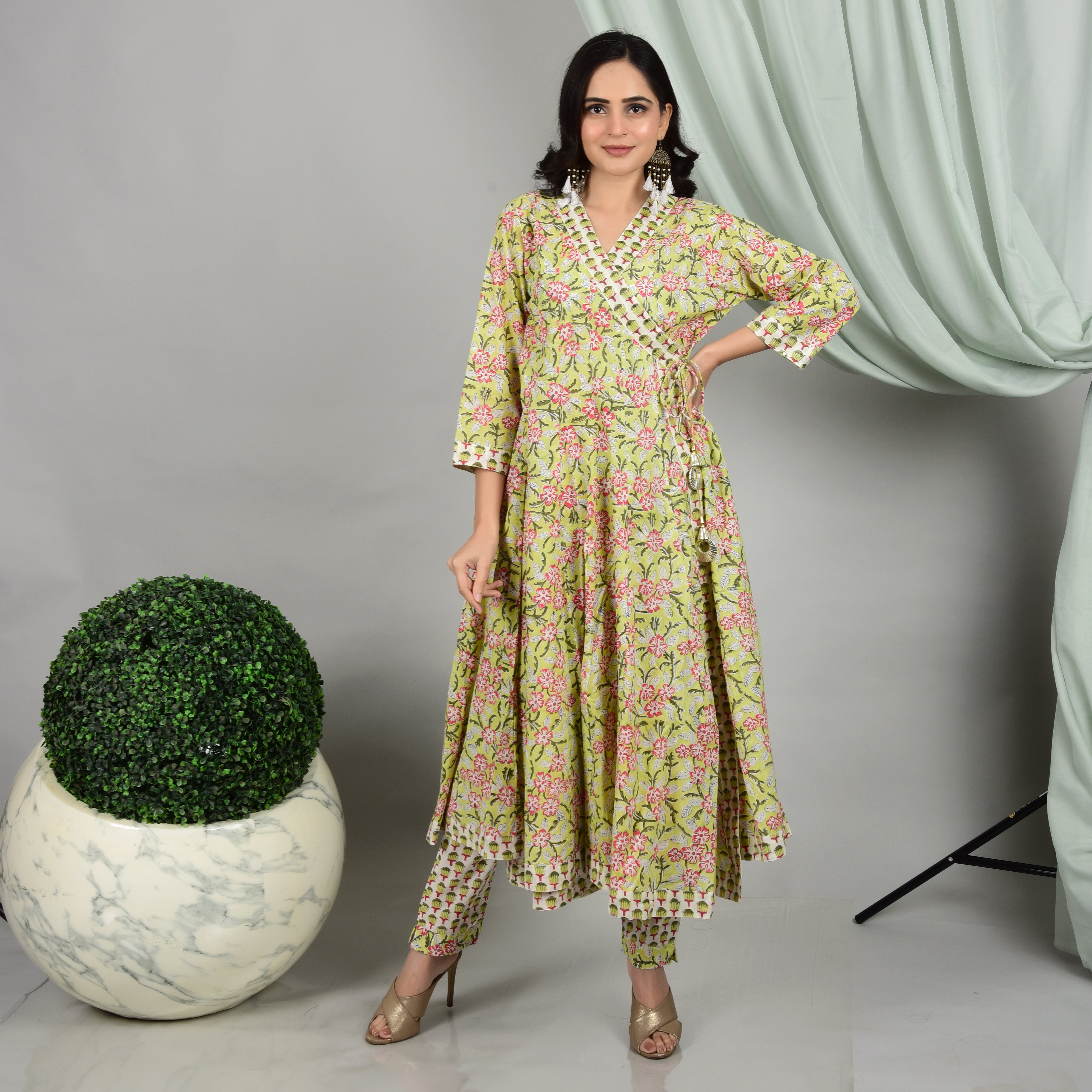 Pistachio Green Hand Block Prints/ 100%Cotton Suit/lotus - printsutra