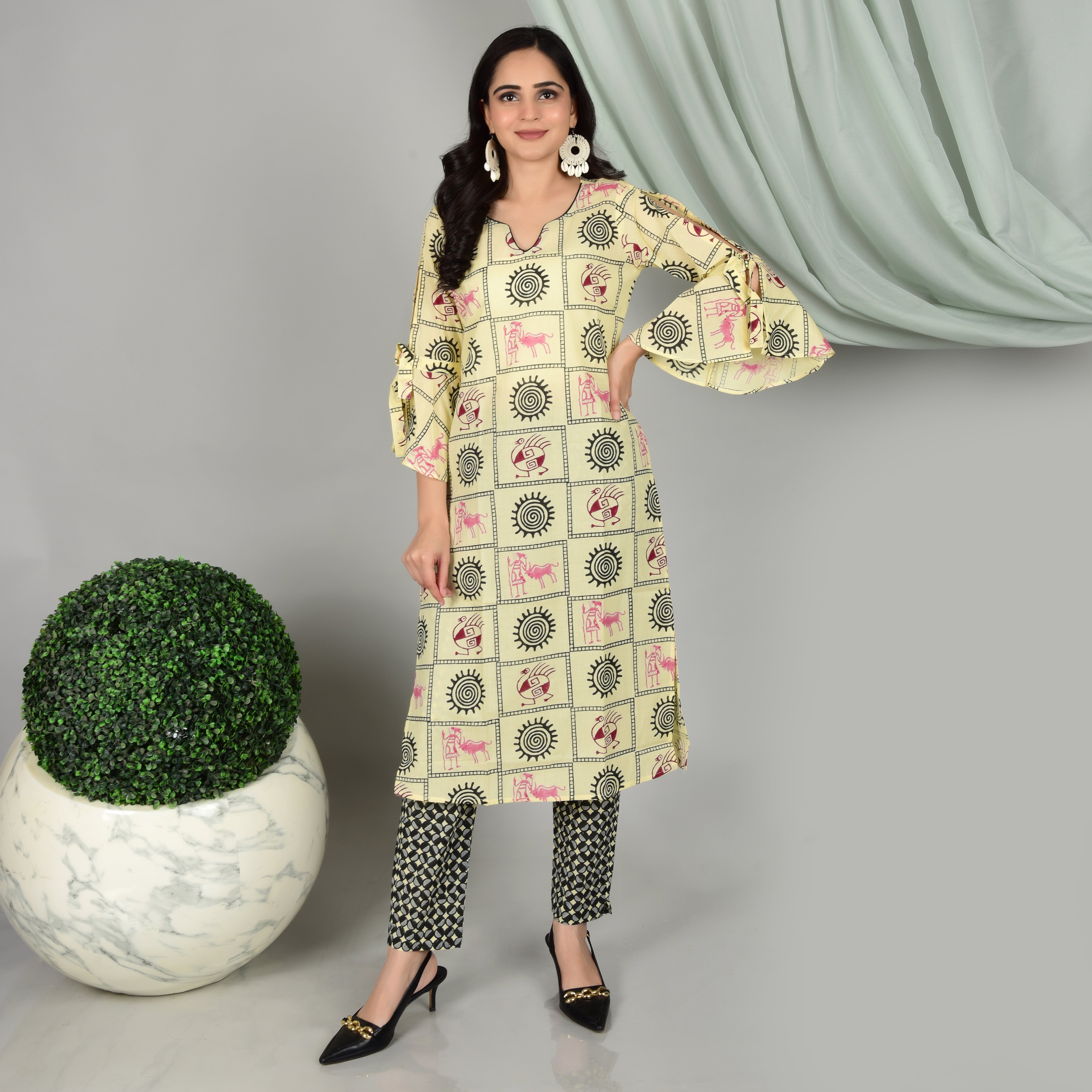 Buy Women's Block Printed Mulmul Kurta & Palazzo Set | Floral Design, Lace  Detailings, Fully Stiched, Muslin Kurti with Palazzo | Readymade Straight  Salwar Suit Set for Ladies - Yale Blue (2XL)