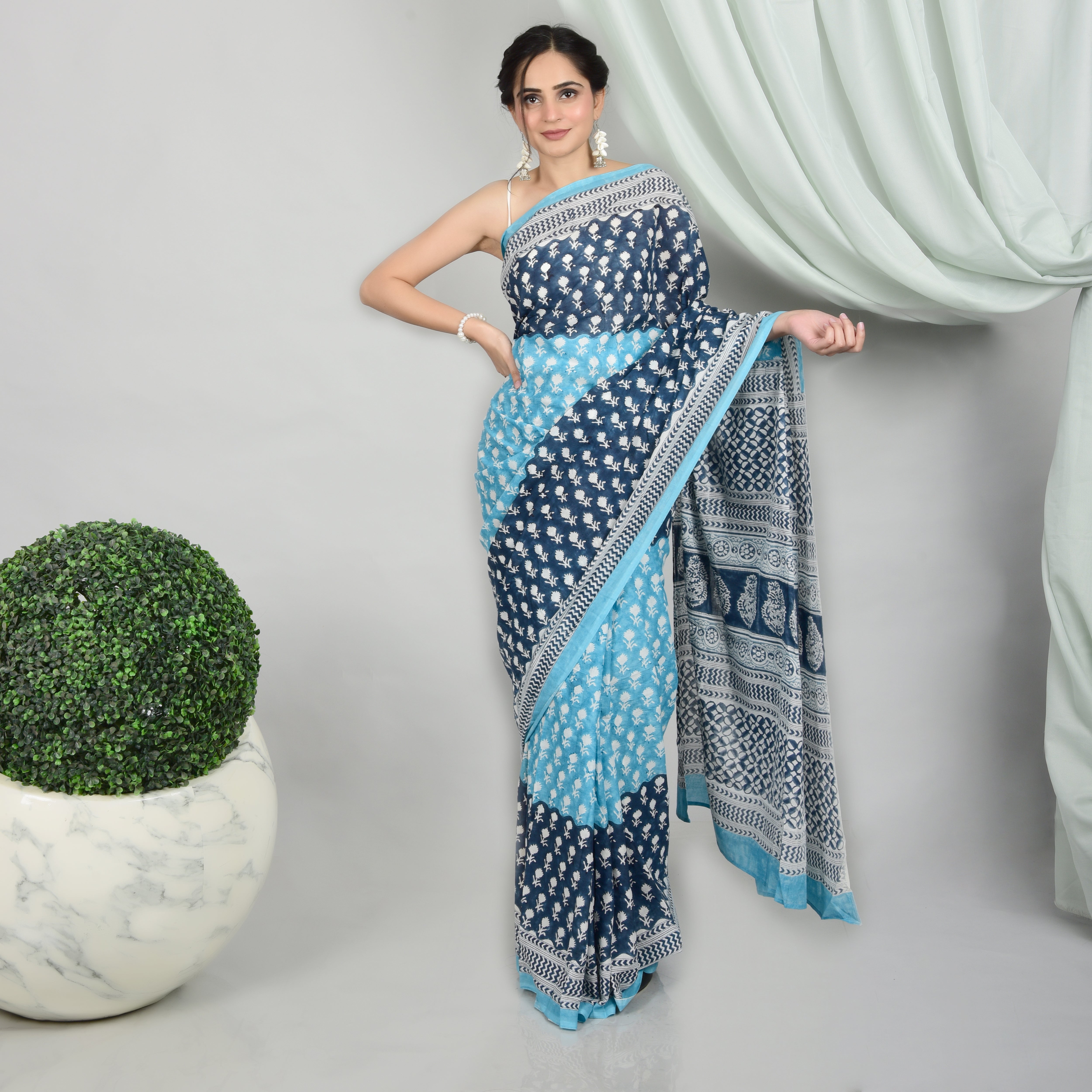 Shop Prasam Blue Cotton Hand block print Saree for Women Online 39589696