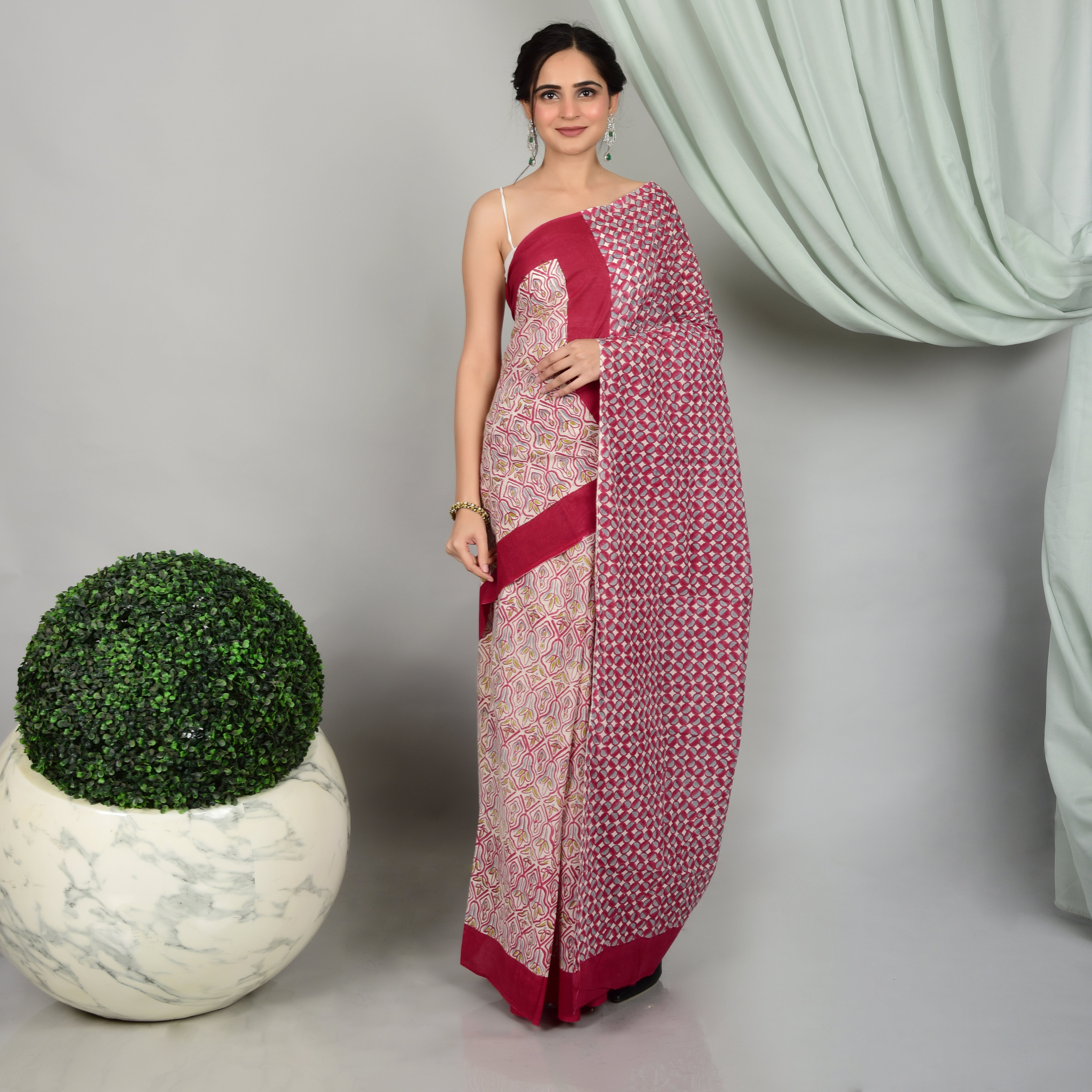 maroon green jaal hand block printed mul cotton saree - printsutra