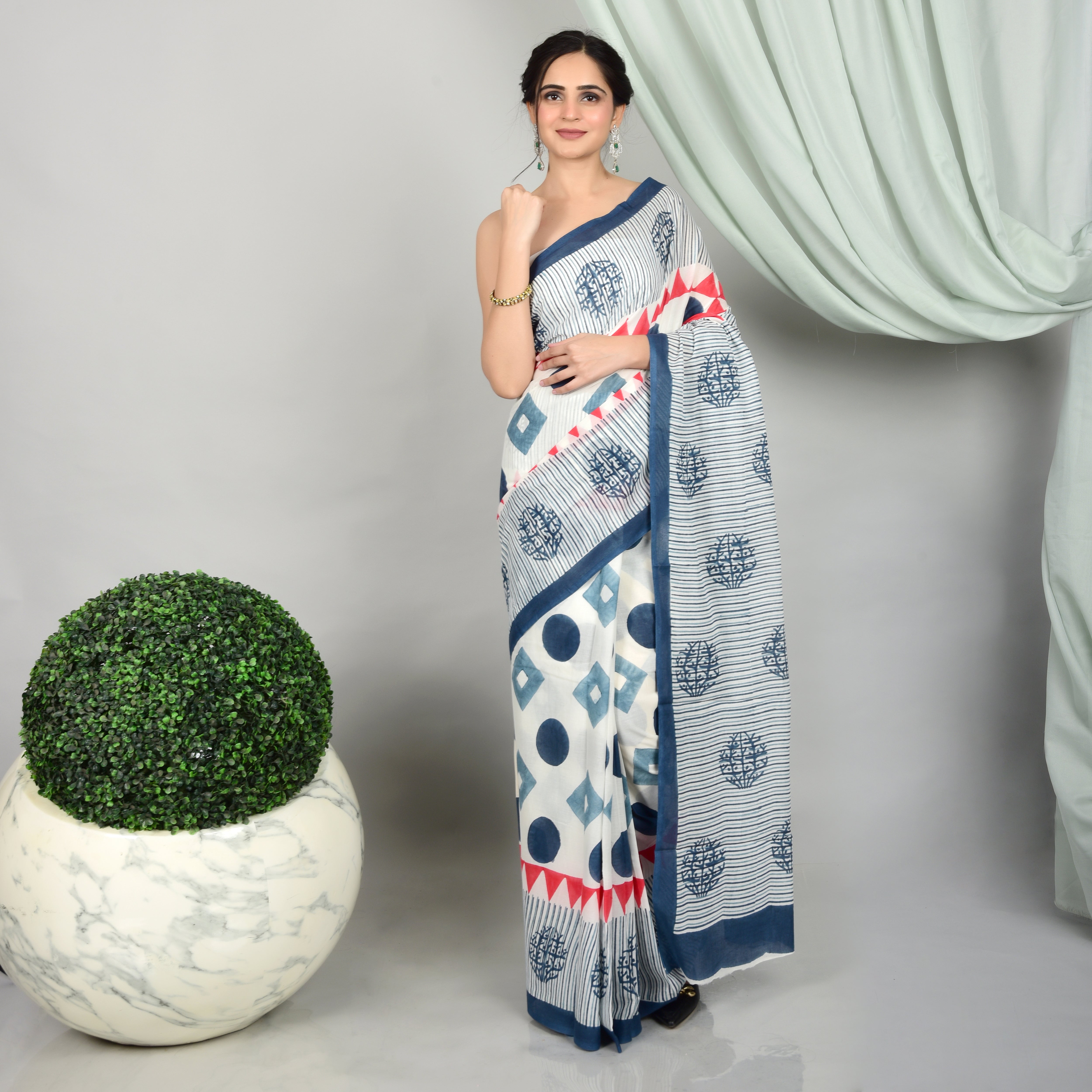 Traditional and Hand Painted Kerala Cotton Sarees – AEVUM